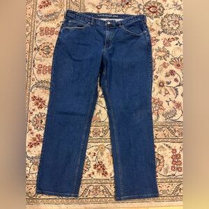 Mens Size 38x32- Duluth Trading company - Flex Weekender jeans / like new